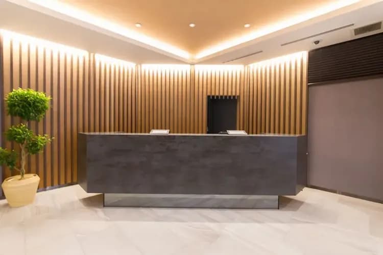 Check-in/check-out kiosk