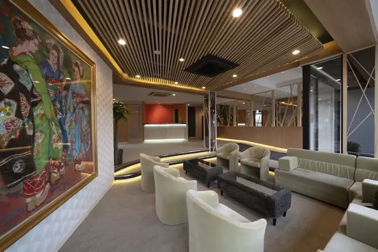 Lobby lounge