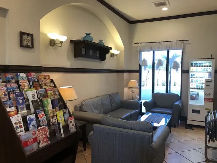 Check-in/check-out kiosk