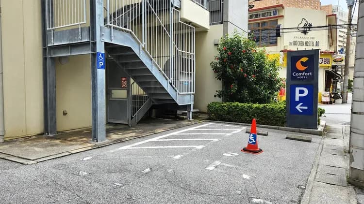 那霸縣廳前康福飯店｜縣廳前站步行4分/國際通步行9分-17