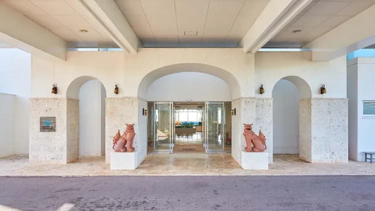 Royal View Hotel Churaumi-16