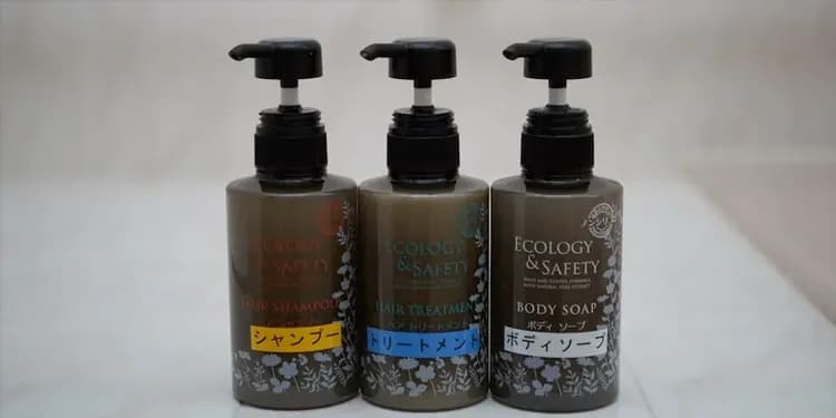 Bathroom amenities