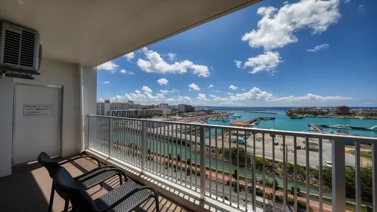 シーサイドコンドミニアム ラナ北谷-8