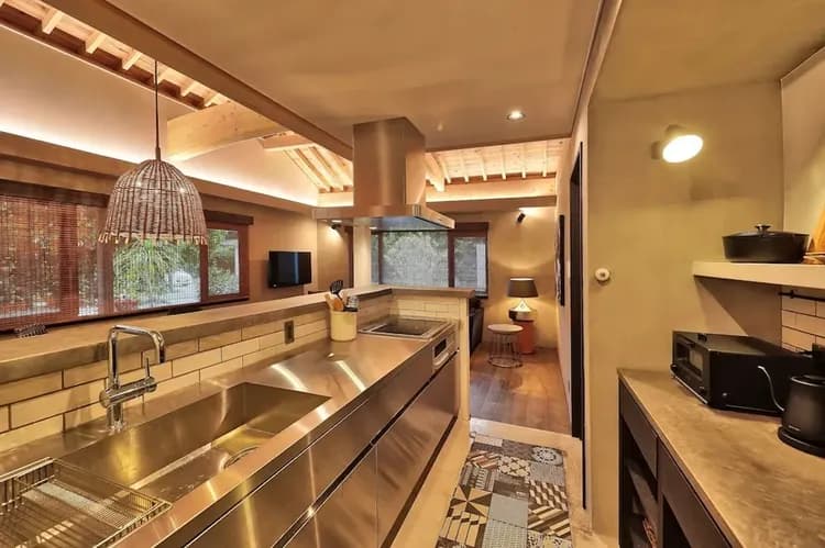 Private kitchenette