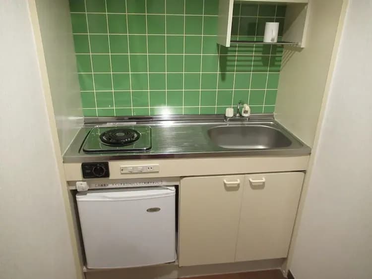 Private kitchenette