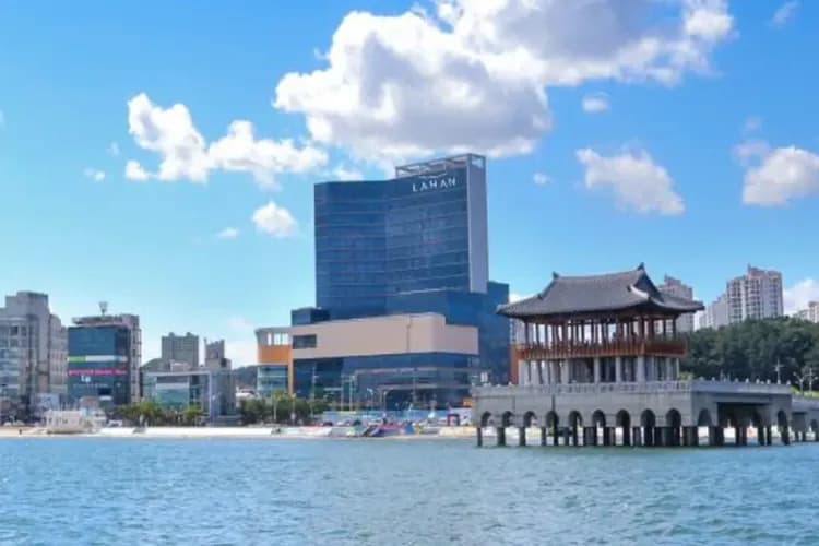 Lahan Hotel Pohang 飯店