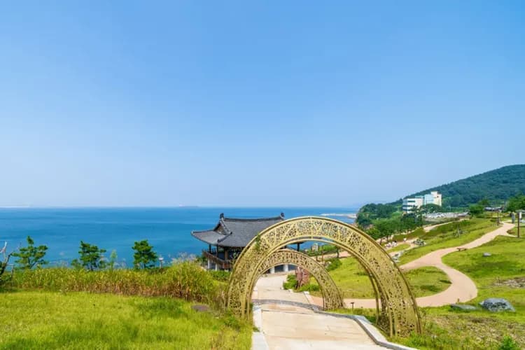 延烏郎細烏女主題公園