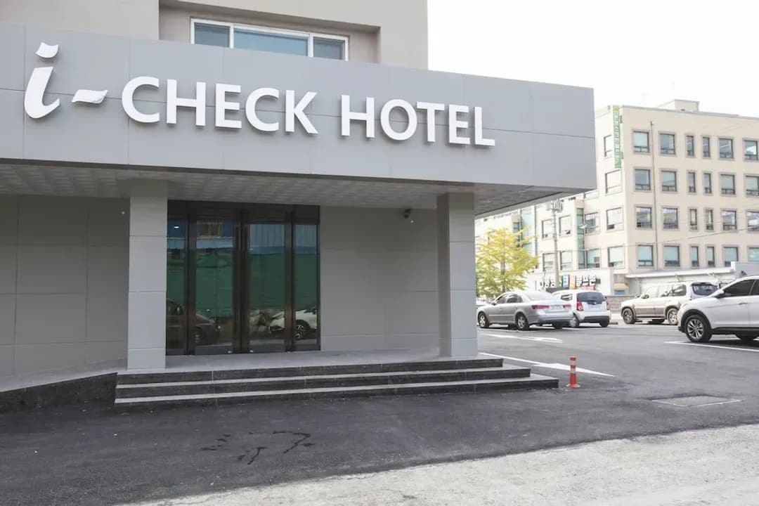 Gangwon-do-i-CHECK Hotel