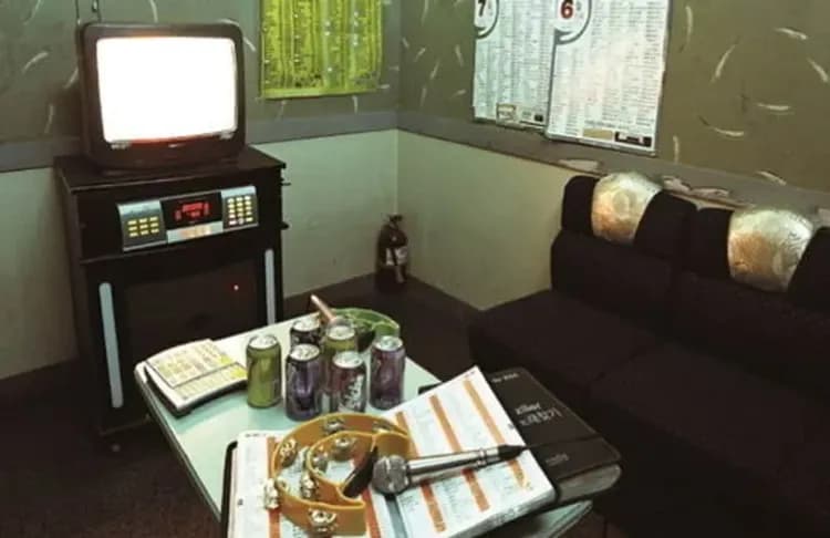 Karaoke room