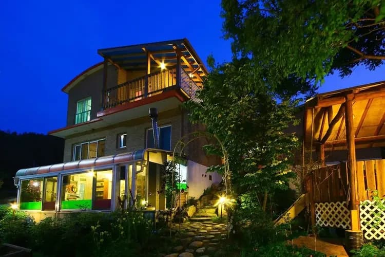Front of property - evening/night