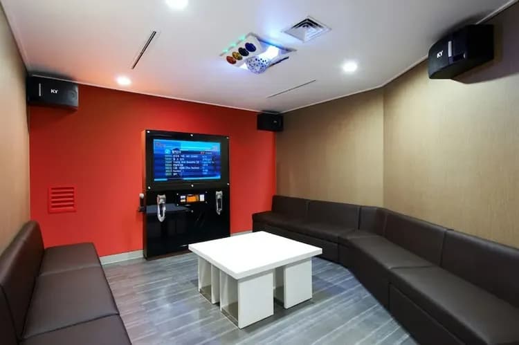 Karaoke room