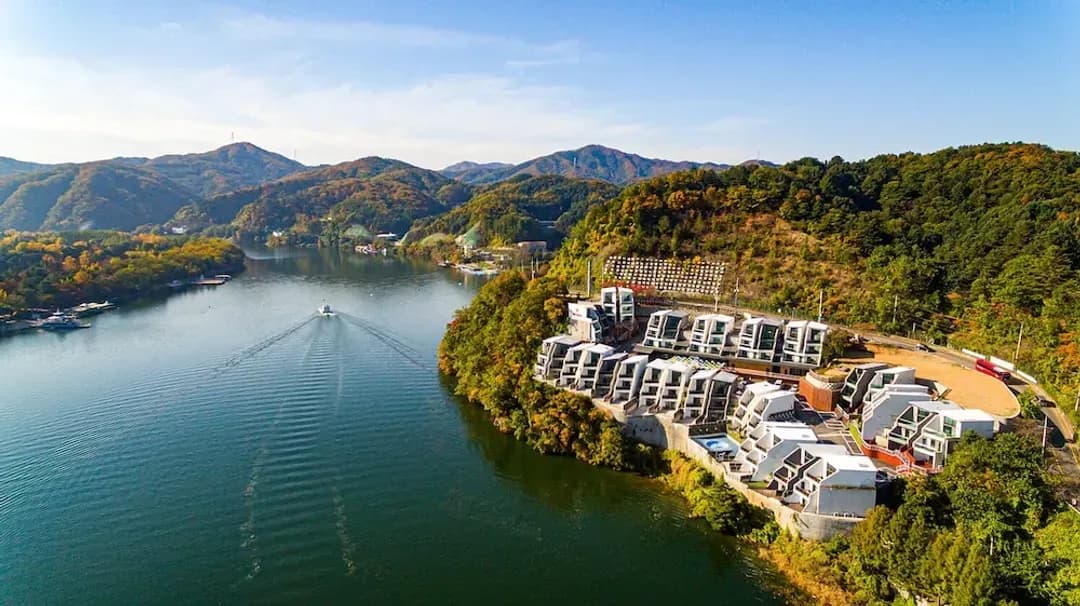 Gyeonggi-do-W Jiwoo Resort