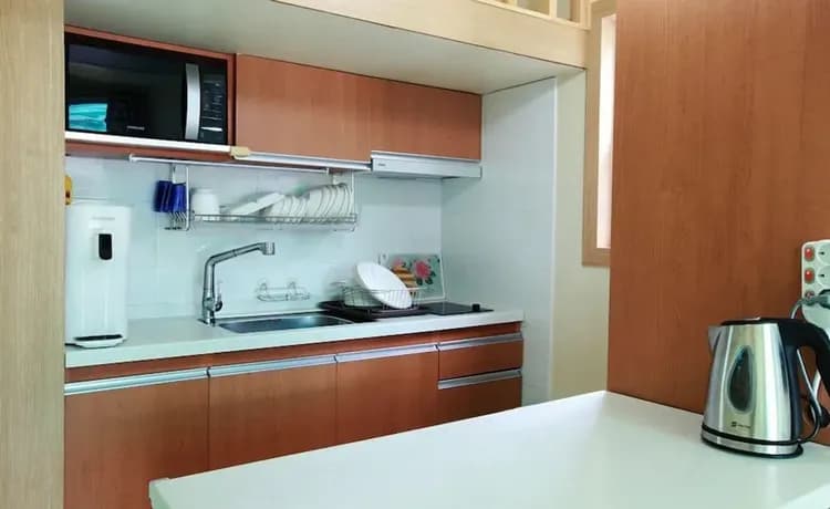 Private kitchenette
