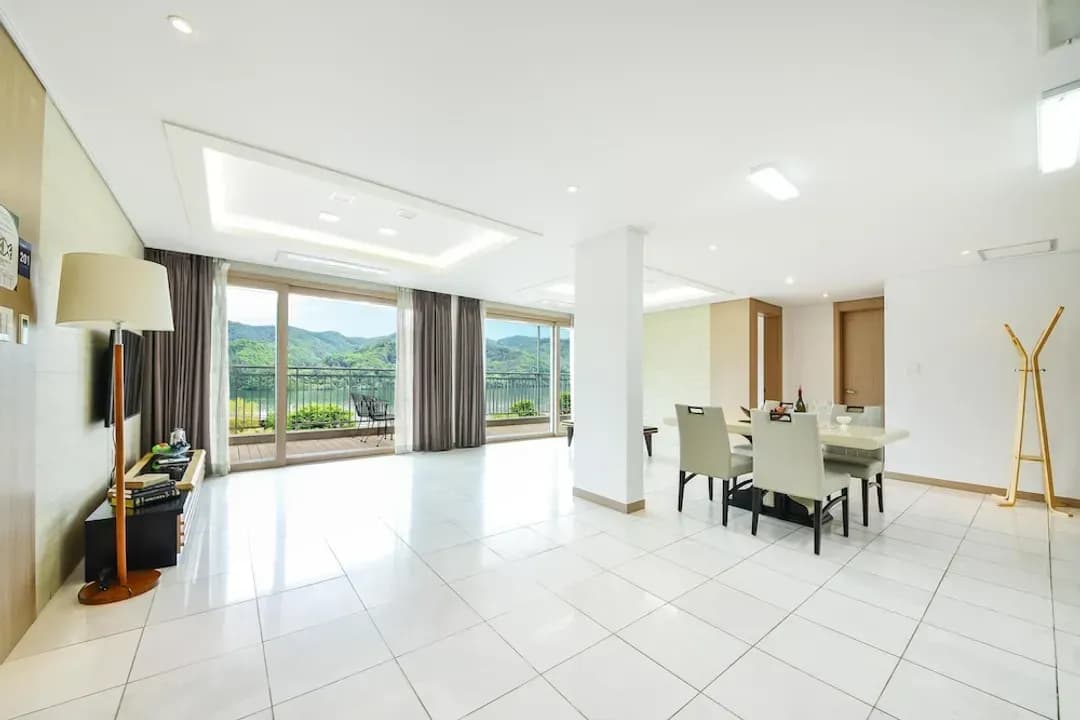 Gyeonggi-do-Gapyeong Club Fish Villas Pension