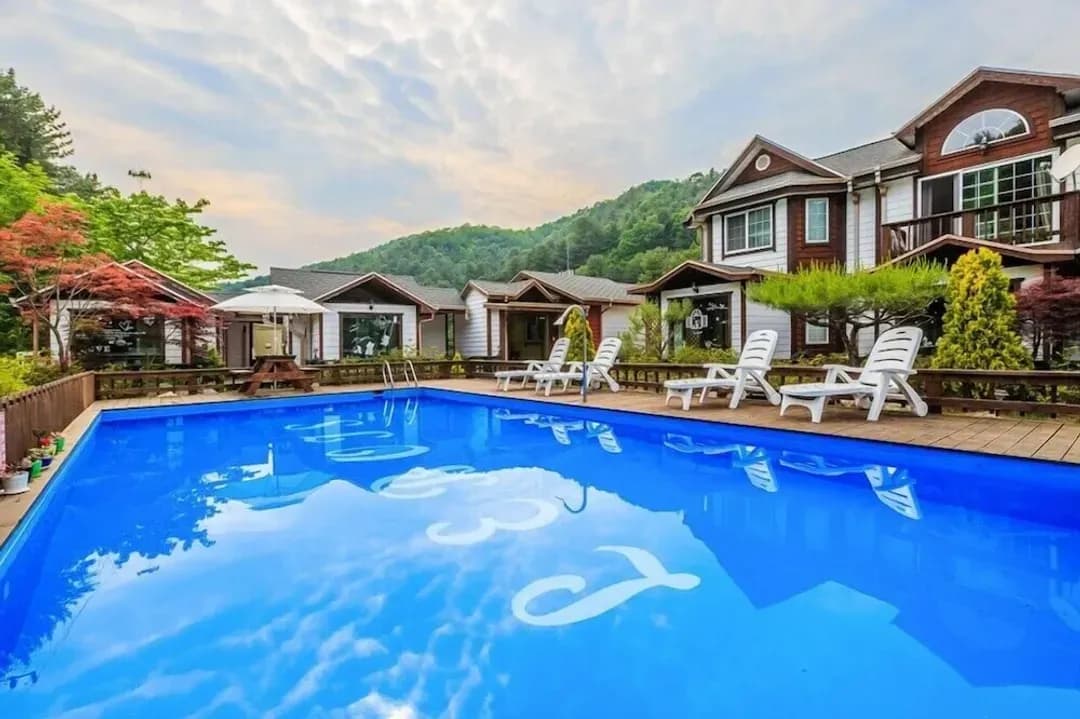 Gyeonggi-do-Lebois Pension