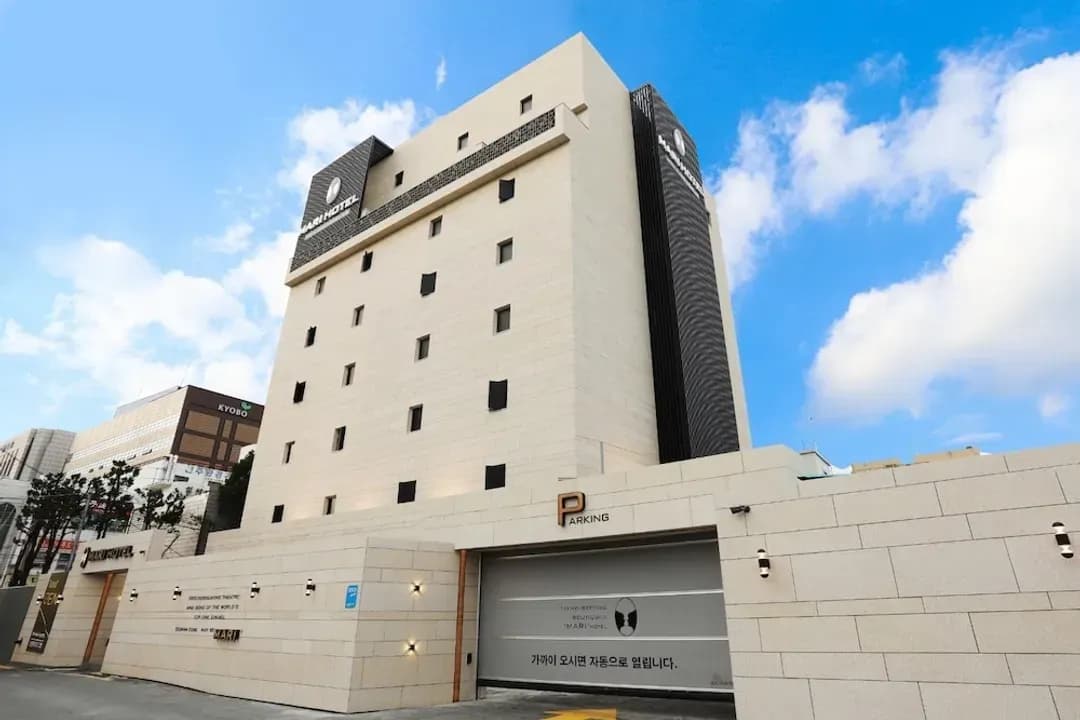 Jeollabuk-do-Jeonju Mari Hotel Terminal Store