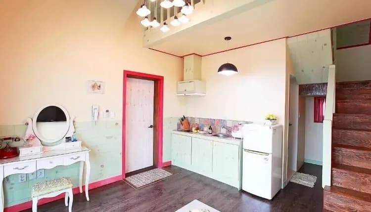 Private kitchenette