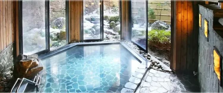 Indoor spa tub