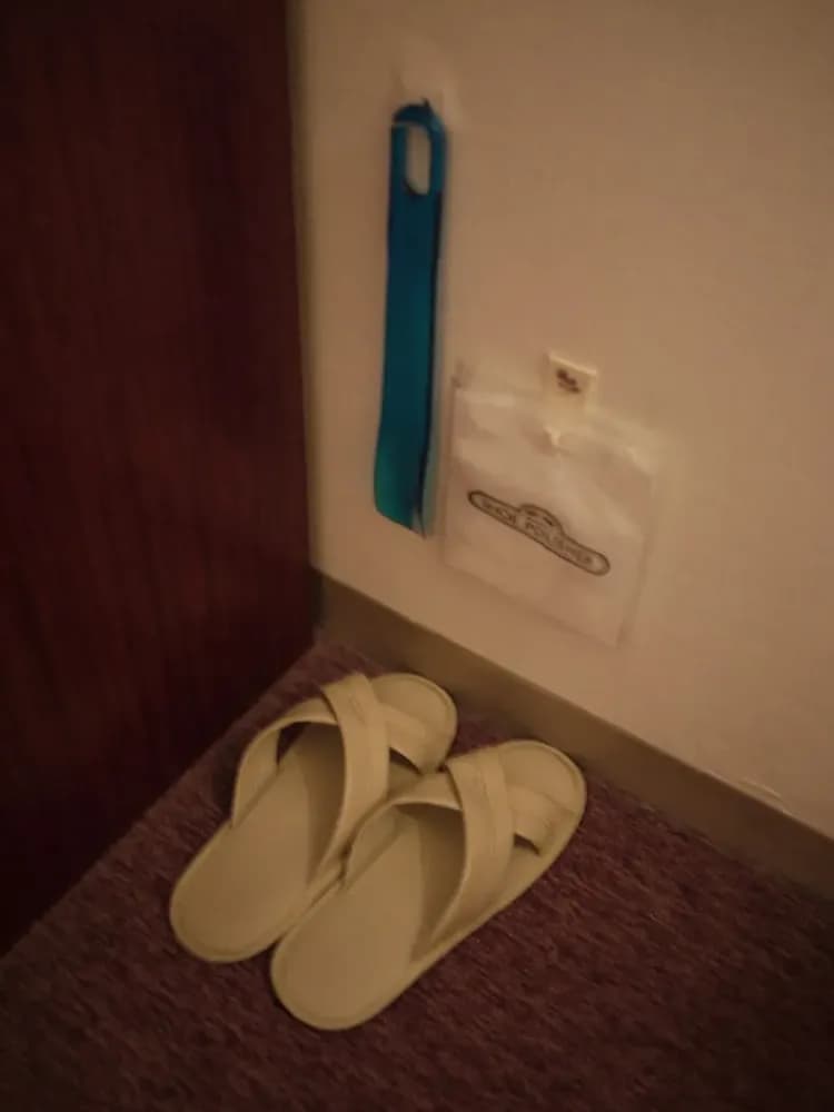 Room amenity