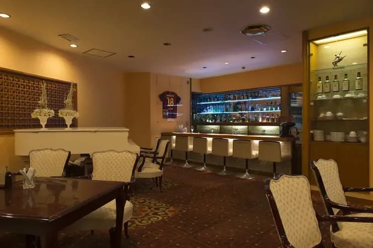 Check-in/check-out kiosk