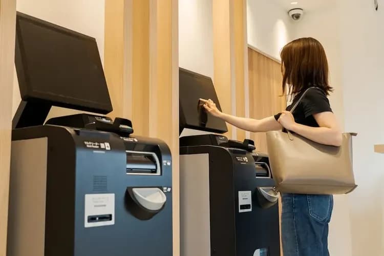 Check-in/check-out kiosk