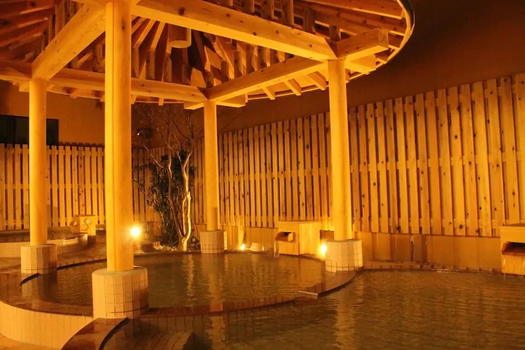 秋田縣-田澤湖渡假村及溫泉