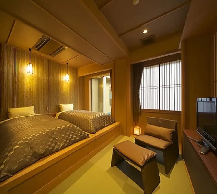 富士山河口湖溫泉 花水庭飯店｜溫泉浴場/河口湖旁-3