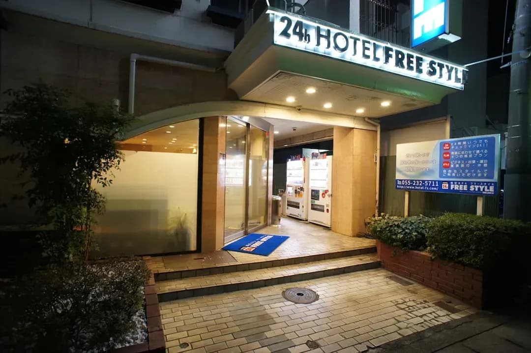 Yamanashi-ken-Hotel Free Style