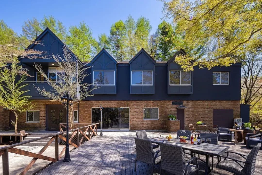 山梨縣-Almeria飯店｜近山中湖/方便至旭日丘湖畔綠地公園