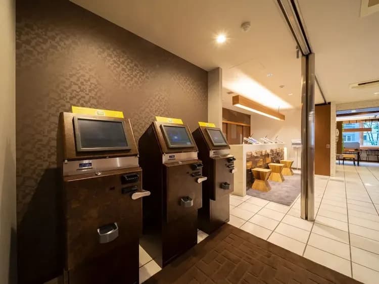 Check-in/check-out kiosk