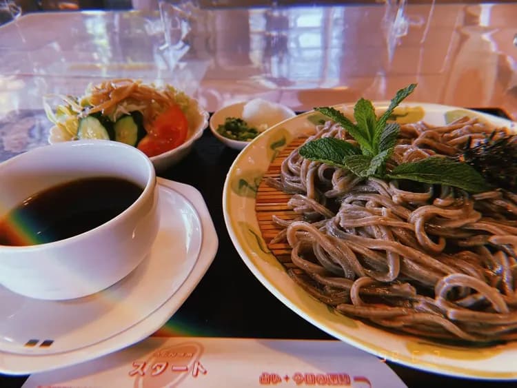 搭乘烏龍麵計程車參觀受歡迎的烏龍麵餐廳｜兩個小時-6