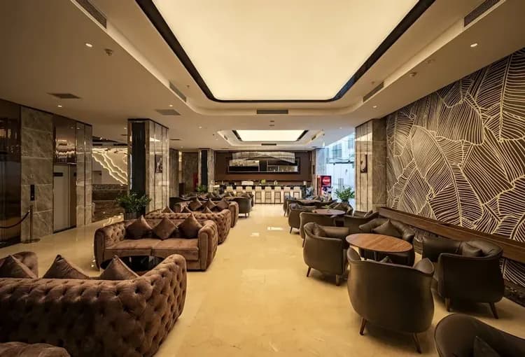Lobby lounge