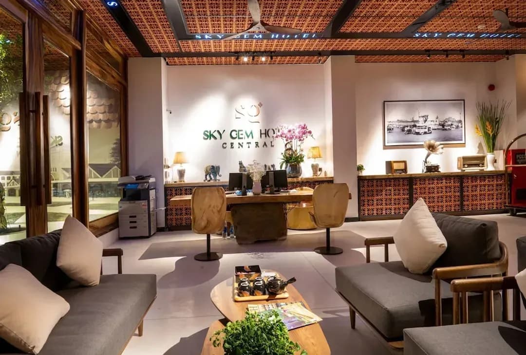 Ho Chi Minh City-Sky Gem Central Hotel