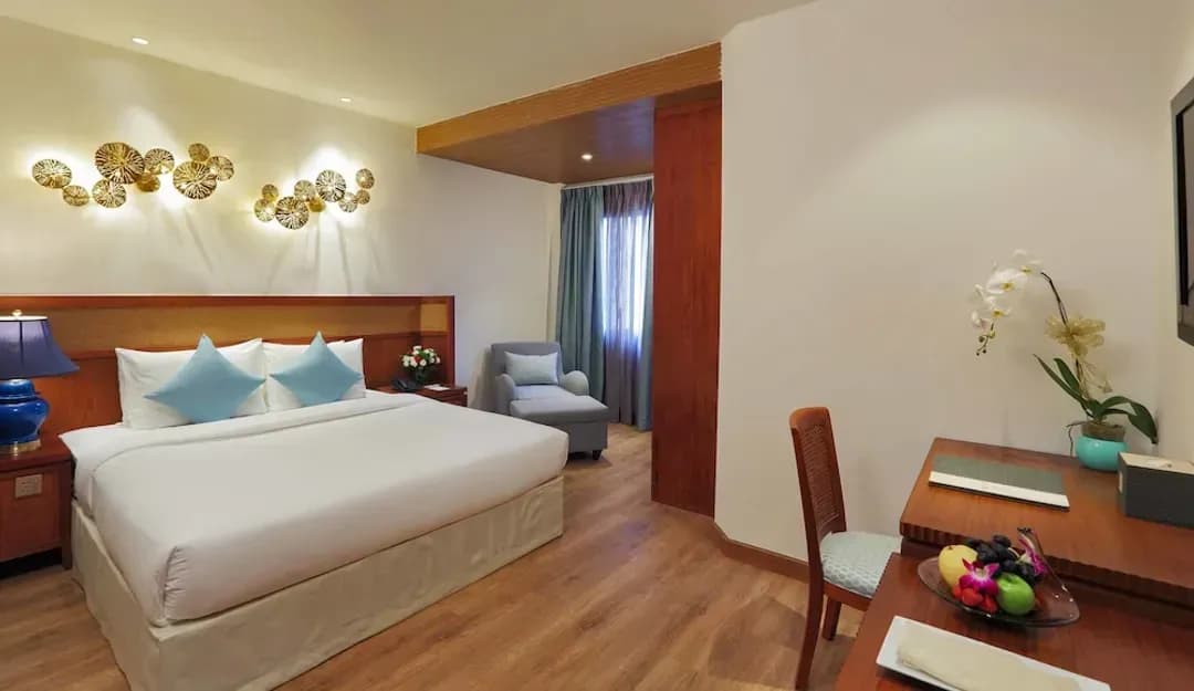 Ho Chi Minh City-A&EM Art Hotel