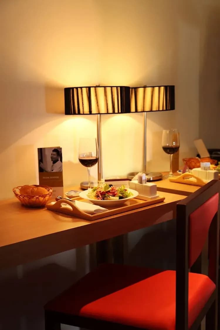 Room service - dining