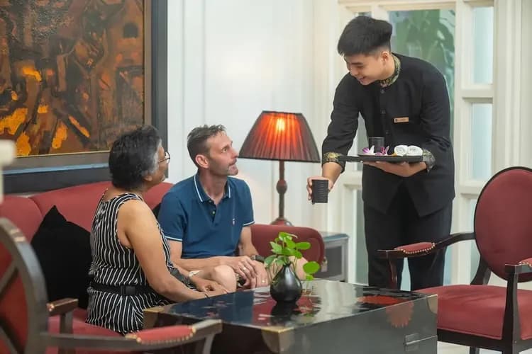 Check-in/check-out kiosk