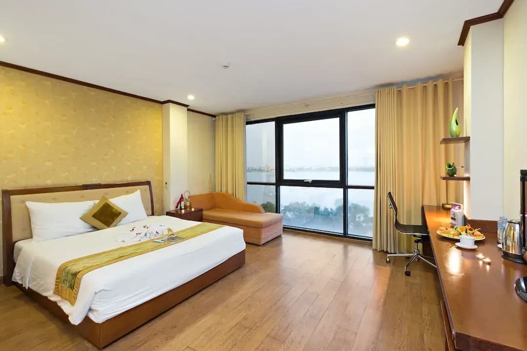 河內市-河內日落西湖飯店