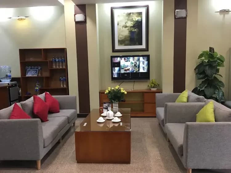 Check-in/check-out kiosk