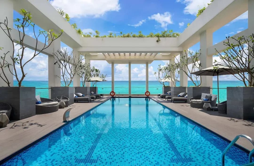 峴港市-巴黎迪利峴港海灘酒店