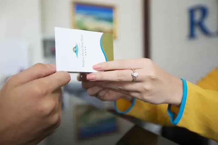 Check-in/check-out kiosk