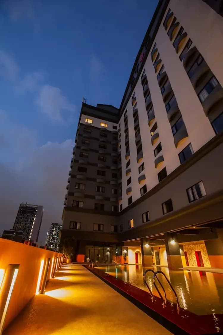 Front of property - evening/night