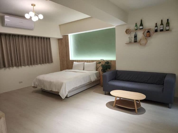 Colors Infinity Inn-5