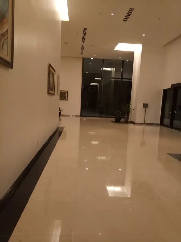 Check-in/check-out kiosk