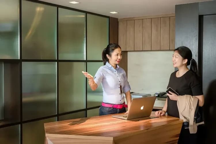 Check-in/check-out kiosk