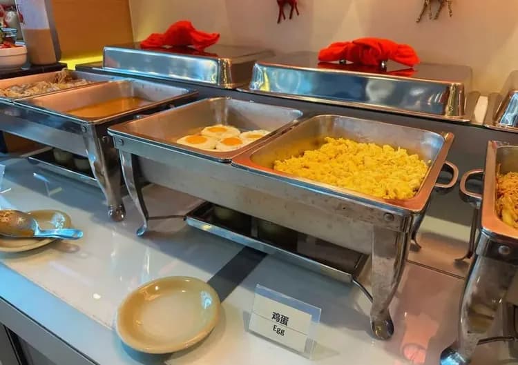Breakfast buffet