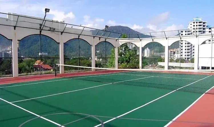 Tennis court