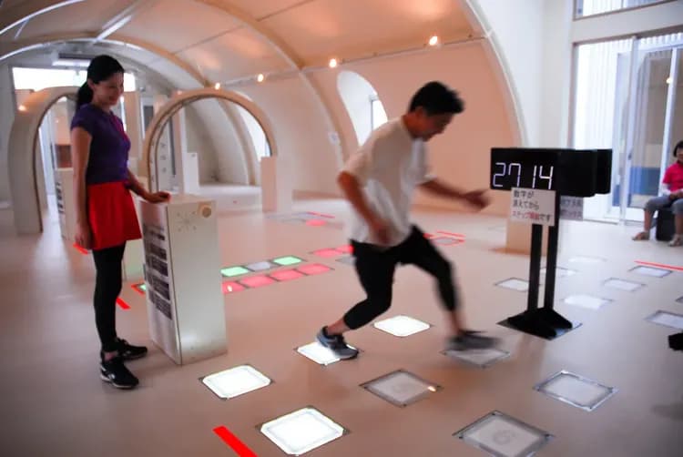 【体力年齢測定館】7機種の運動装置にチャレンジして実年齢と比較してみましょう