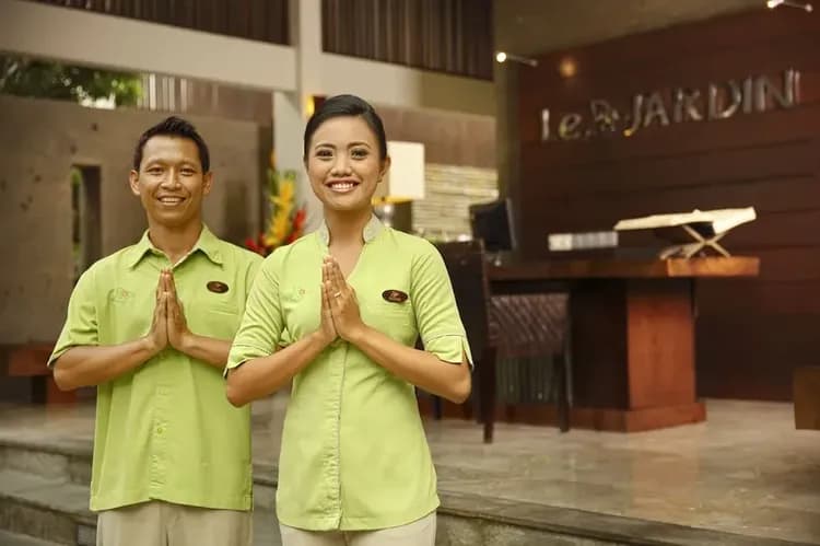 Check-in/check-out kiosk