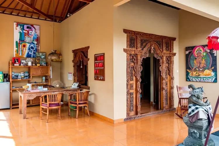 Check-in/check-out kiosk