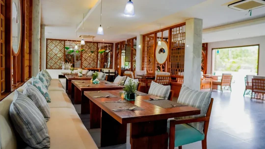 Bali Province(Bali Island)-The Leaf Jimbaran